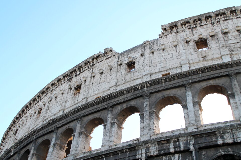 Arc monument romano