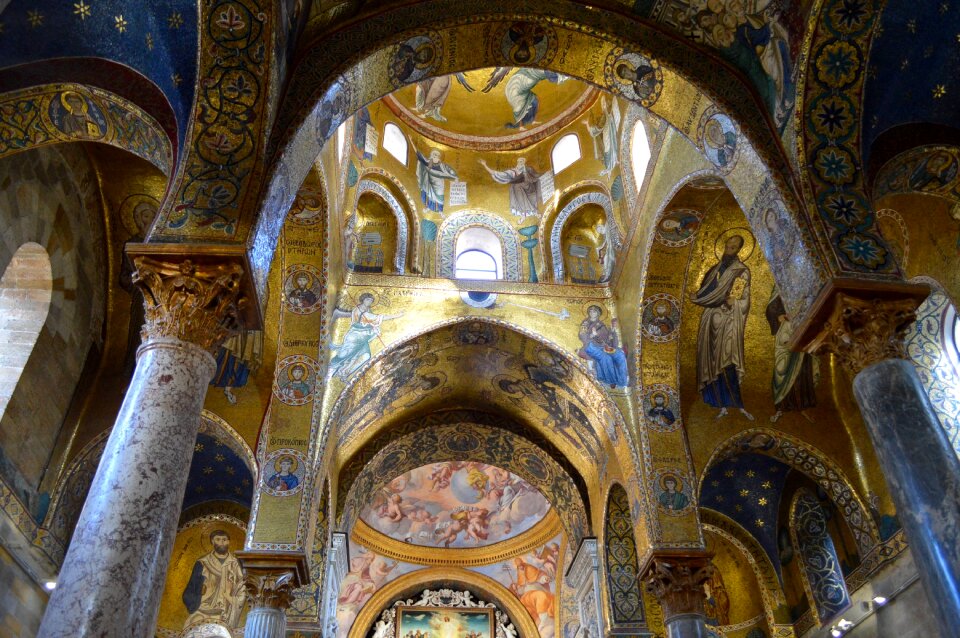 Martorana church mosaics byzantine