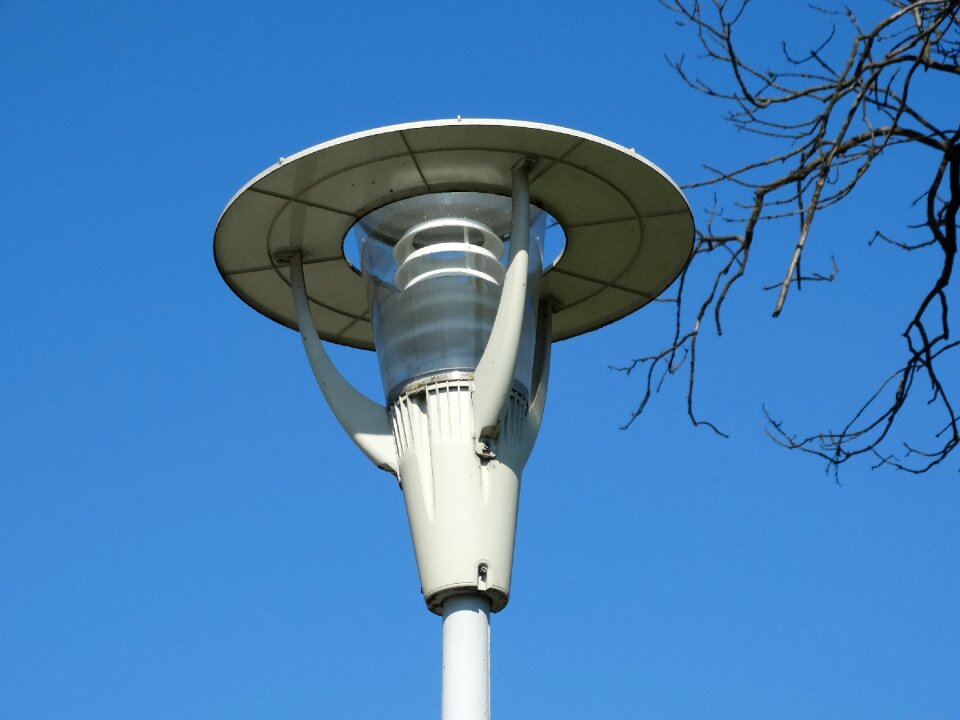 Lamp white blue