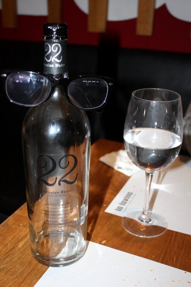 Water sunglasses cup