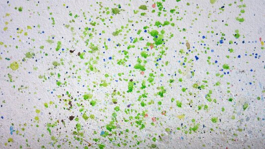 Stains color green