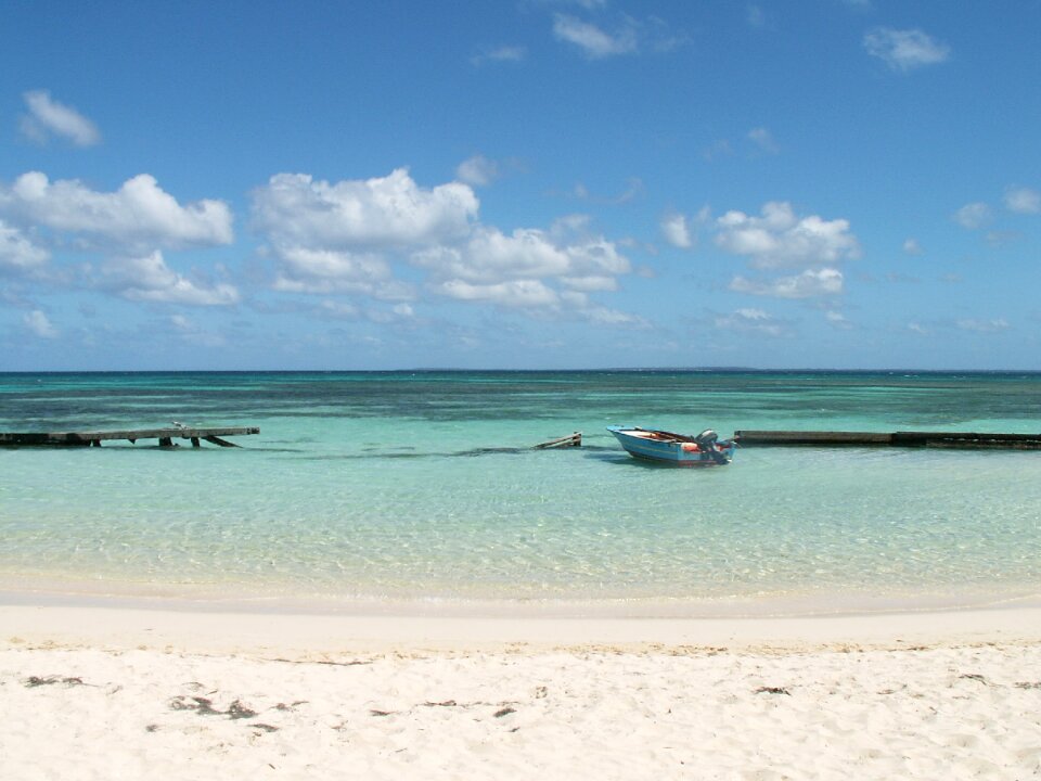 Side guadeloupe iler caret