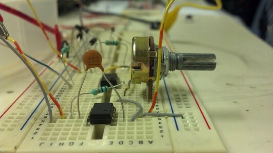 Potentiometer capacitor breadboard