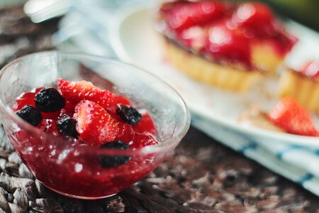Jam filling tarts