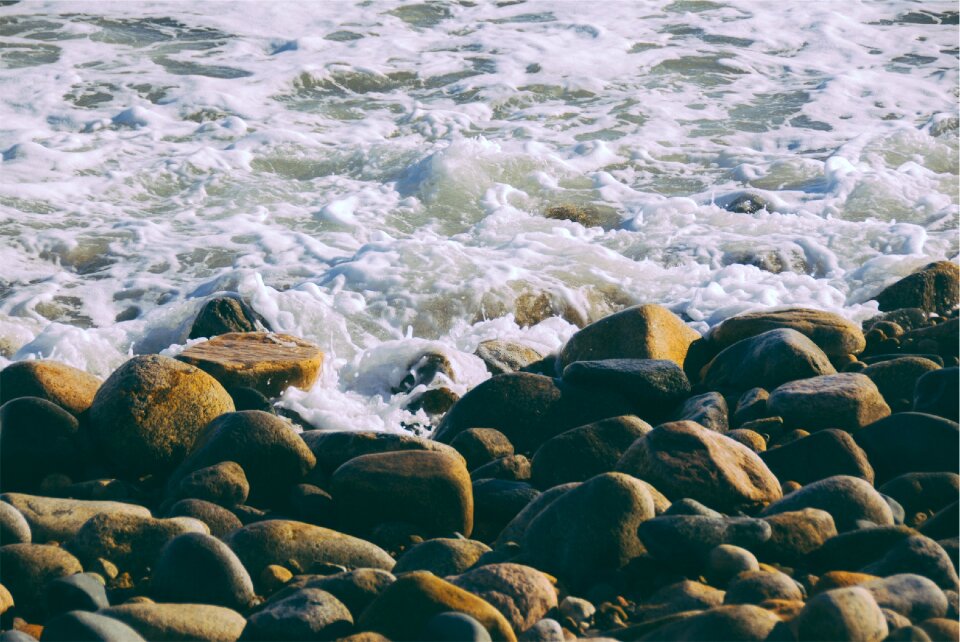 Sea waves