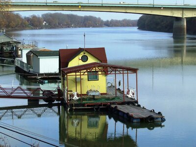 Uptown bridge plot ship photo