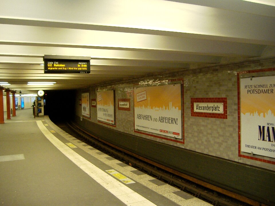 Alexanderplatz metro metro station photo