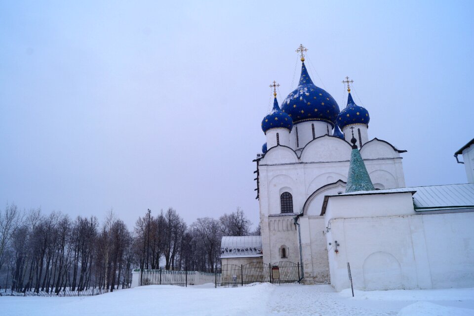Suzdal winter church