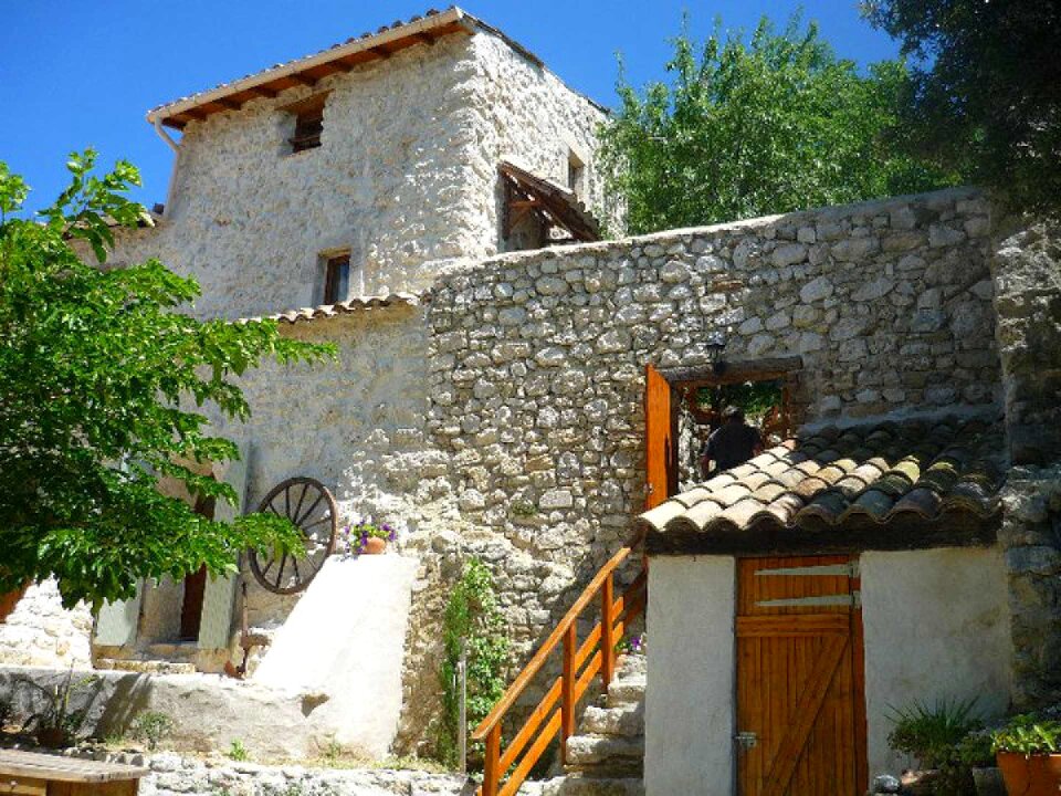 Wall facade south