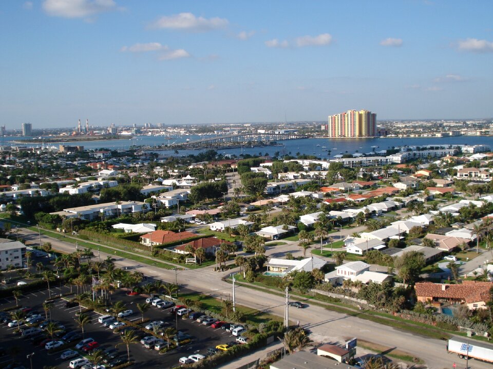 Singer island condominium