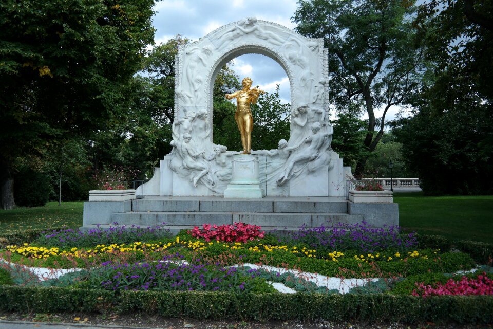 Historically sculpture statue