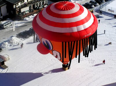 Hot air balloon clown tannheim photo
