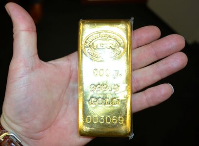 Crises crisis currency golden