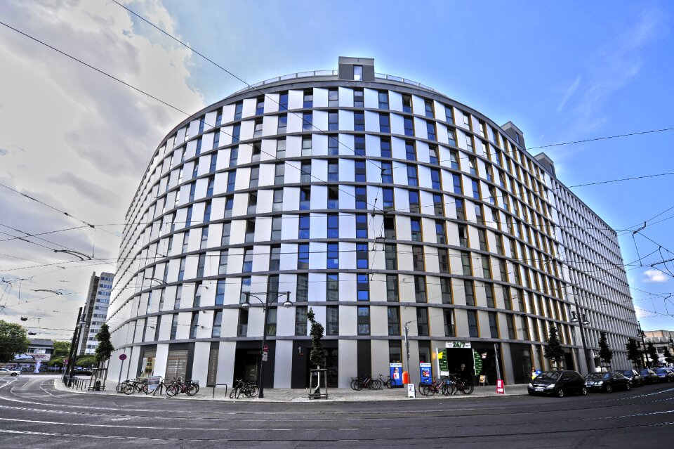 Window architecture facade