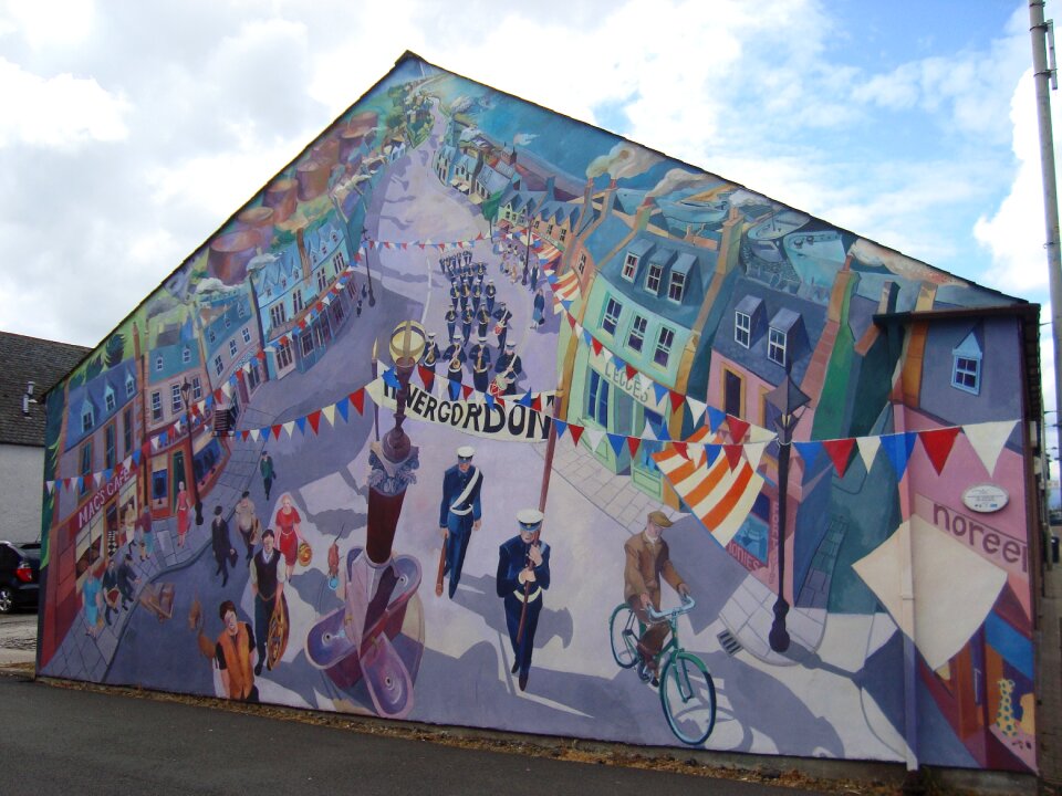 Wall graffiti house