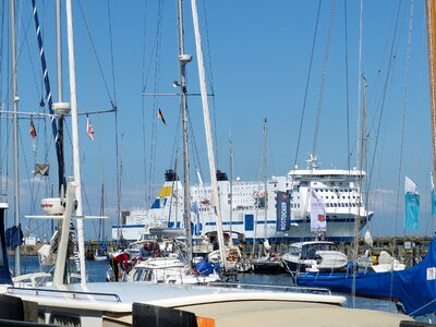 Port ships sailing vessel