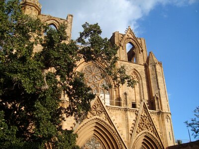 Church tree castel