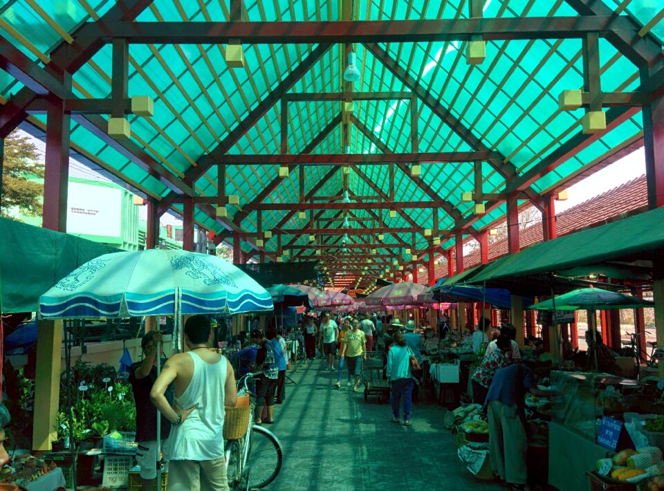 Market bangkok river