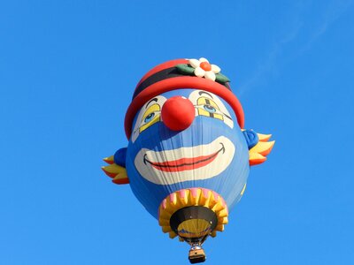 Hot air balloon air clown