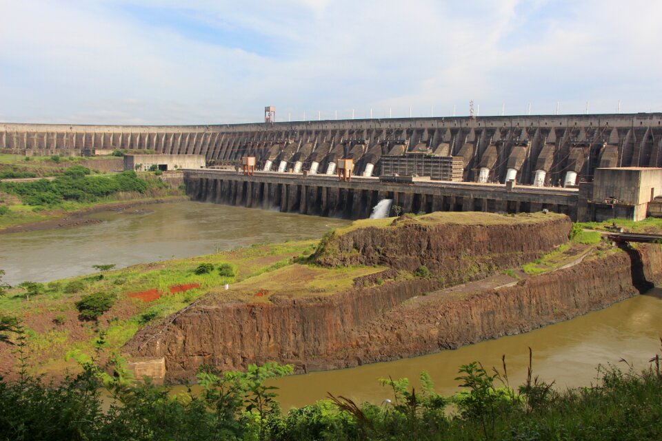 Landscape power plant binational