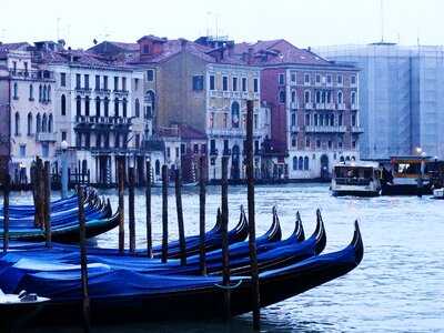 Italia gondolas rome photo