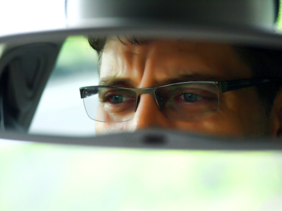 Eye mirror dude