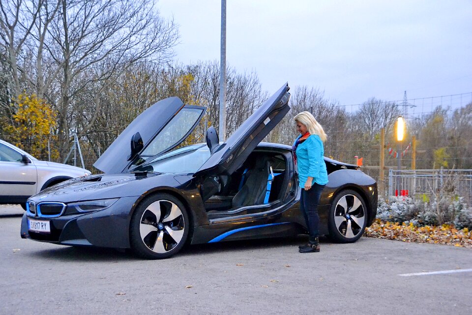 Auto luxury sports car