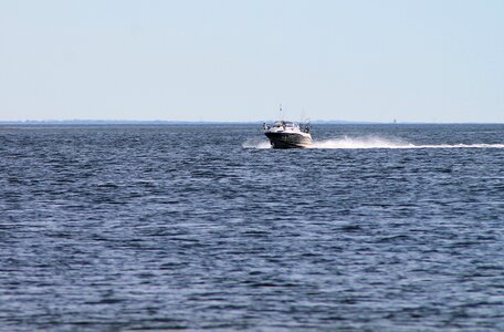 Water sailing action