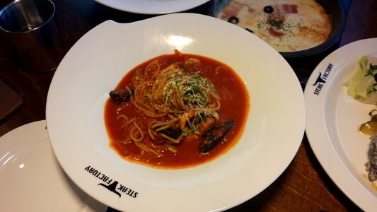 Spaghetti cooking tomato