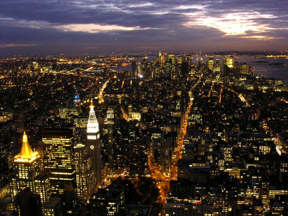 Manhattan skyline empire state building photo
