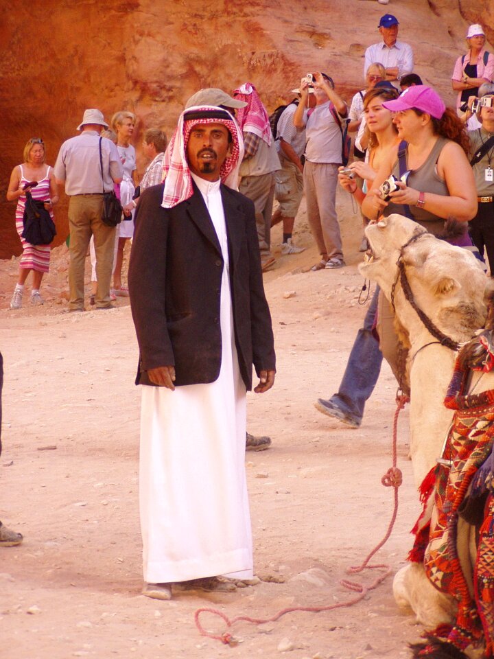 Arabs camel tourism