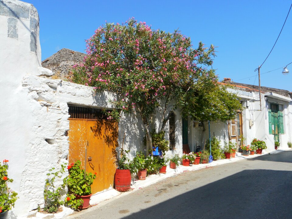 Houses crete traditionally