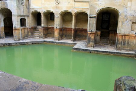 Hot spring roman
