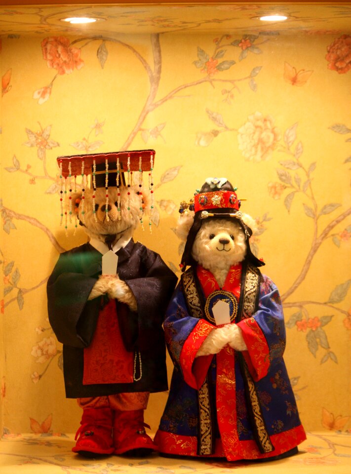 Cubs pooh bear wedding
