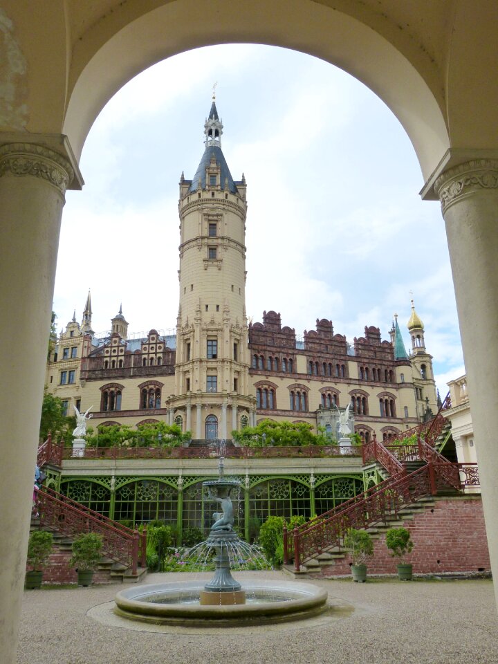 State capital castle architecture
