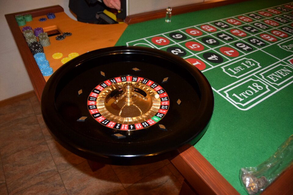 Gambling win lose chips