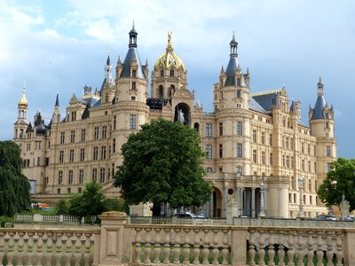 State capital castle architecture