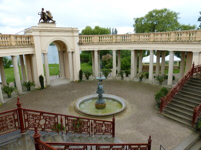 Castle architecture places of interest