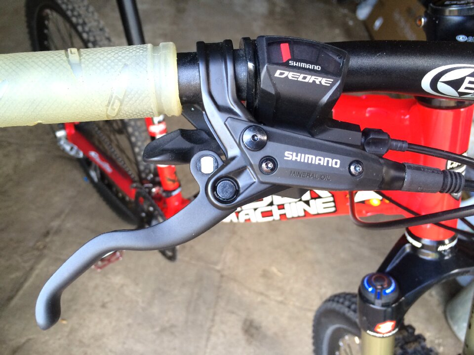 Brake sports mountain bike
