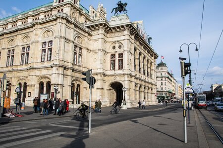 Opera road old