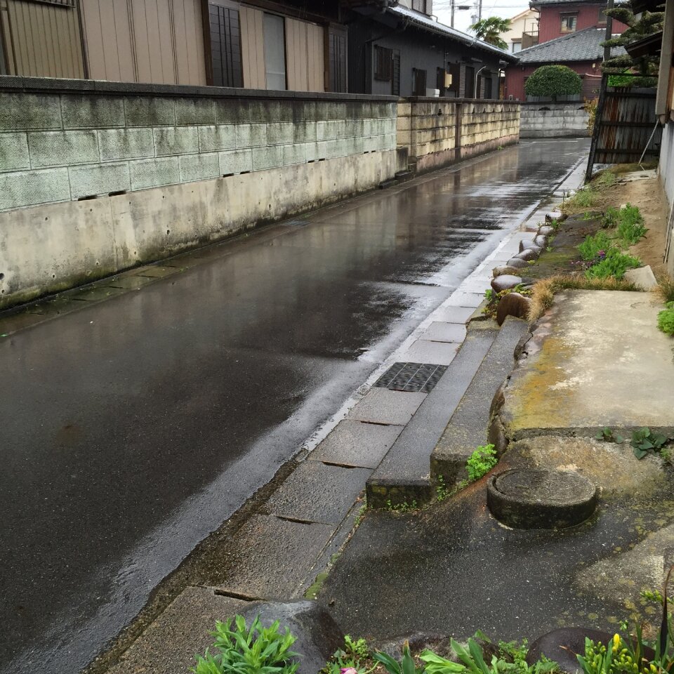 Alley the gutter narrow road