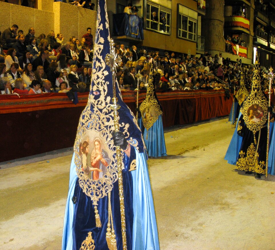Penitents embroidery parade