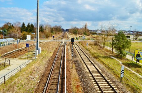 Signal conditioning level crossing railway line