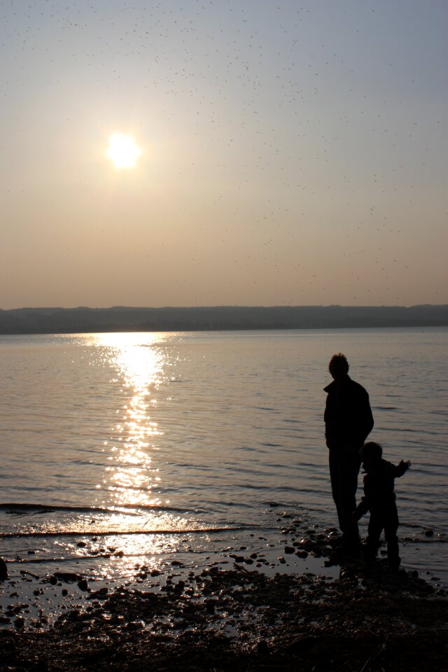 Son sunset lake