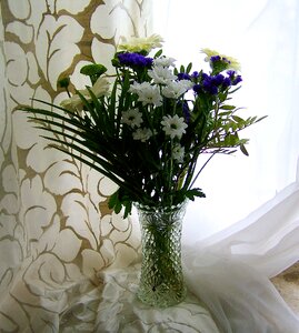 Flower bouquet white curtain