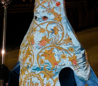 Penitent embroidery parade