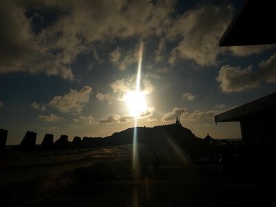 The evening sun sunshine sun