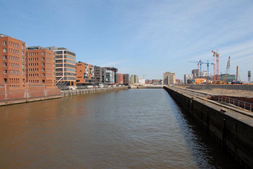 Elbe channel construction work