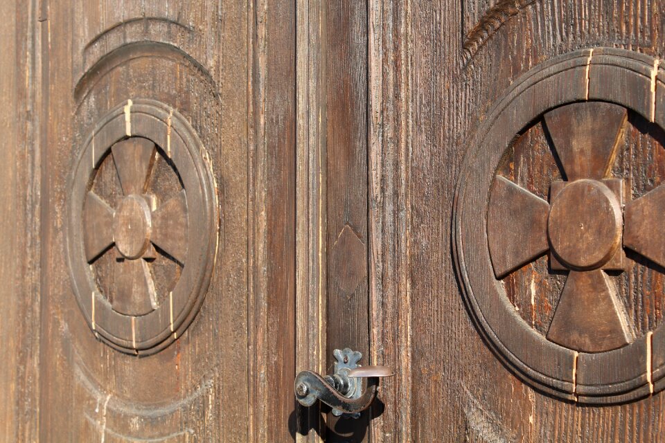 Handle church entrance