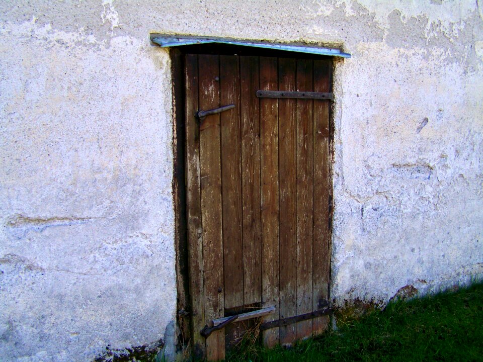 Door ancient wood